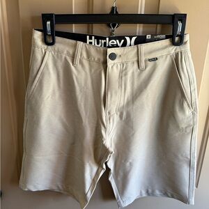 Hurley Men's Cream Flat Front Shorts